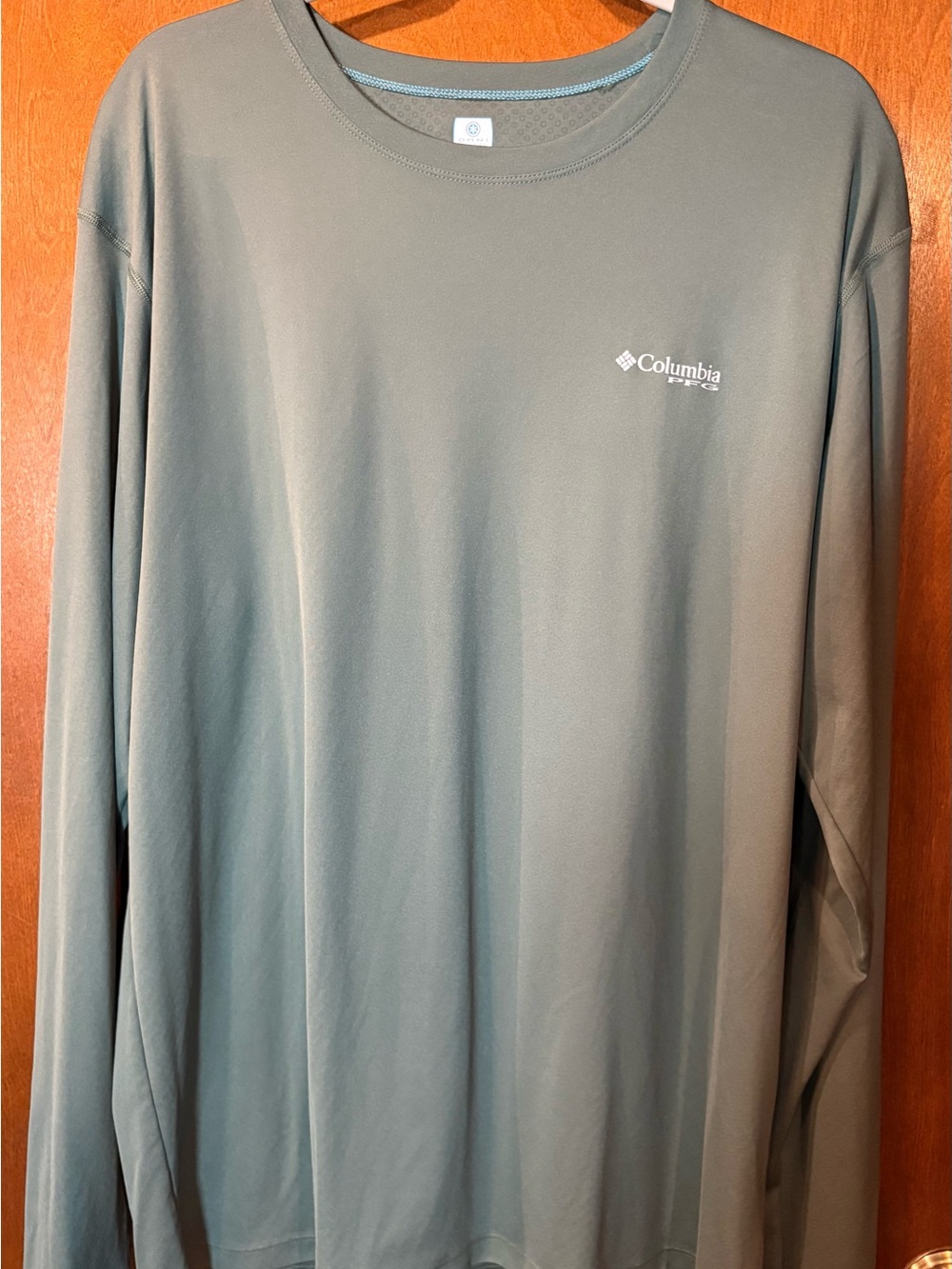 Columbia Men’s Long-Sleeve Performance Shirt — Olive Green